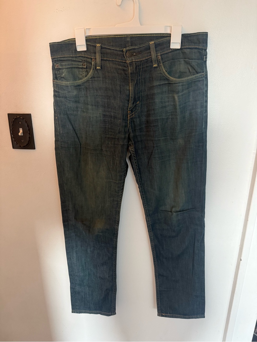 Levi's Men's Straight Fit Dark Blue Jeans